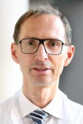 Porträt Univ.-Prof. Dr. med. Mark Schrader